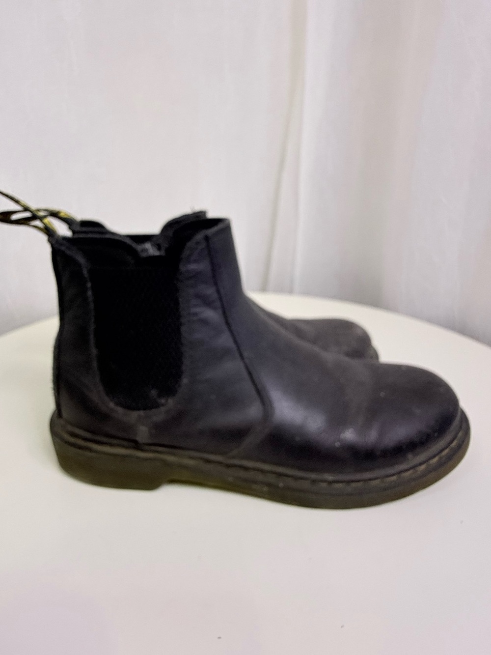 DR. MARTENS JUNIOR 2976 SOFTY T LEATHER CHELSEA BOOTS - Picture 3 of 12